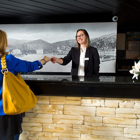 Hotel Hvar เยลซา ภายนอก รูปภาพ