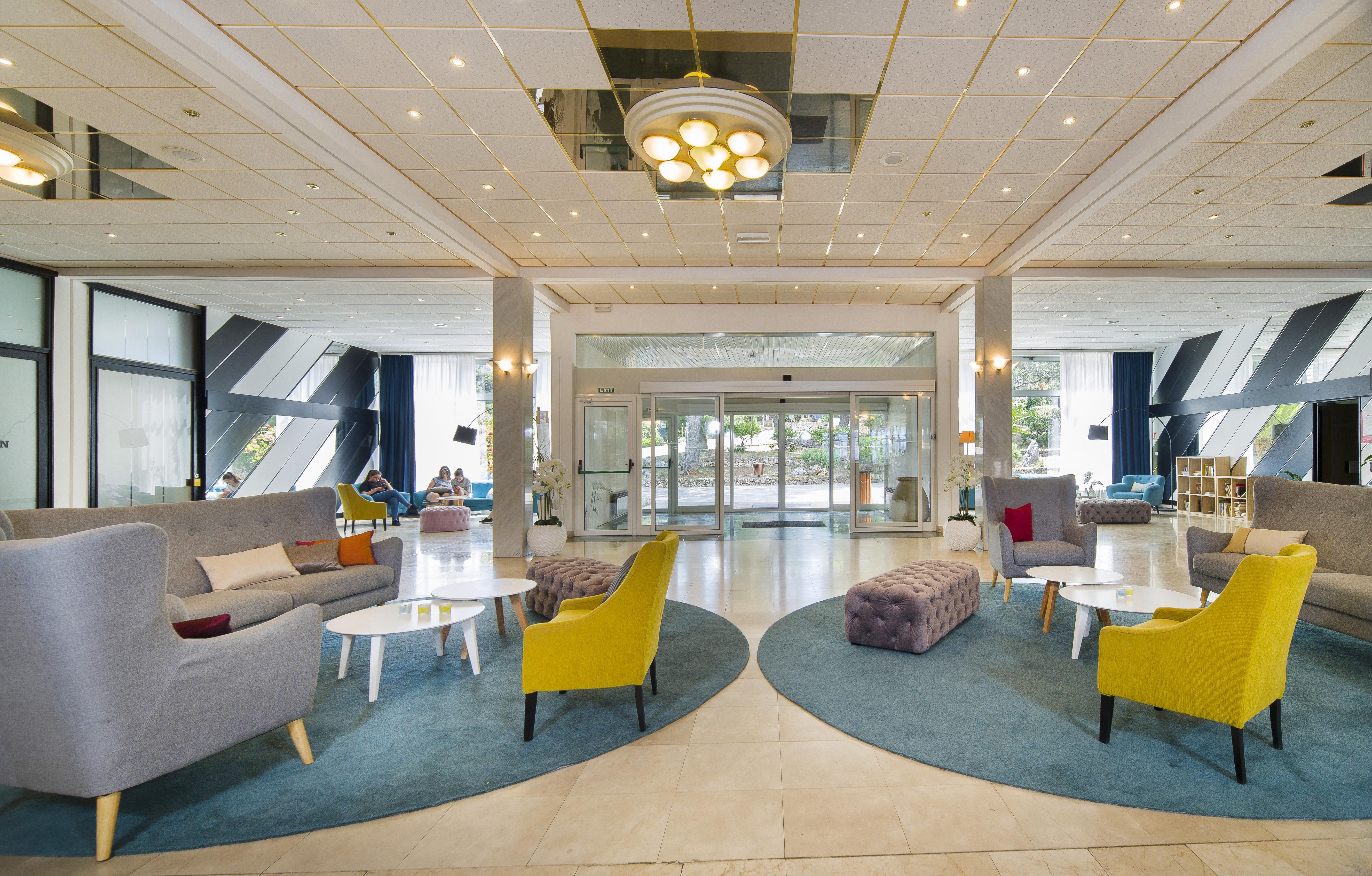 Hotel Hvar เยลซา ภายนอก รูปภาพ