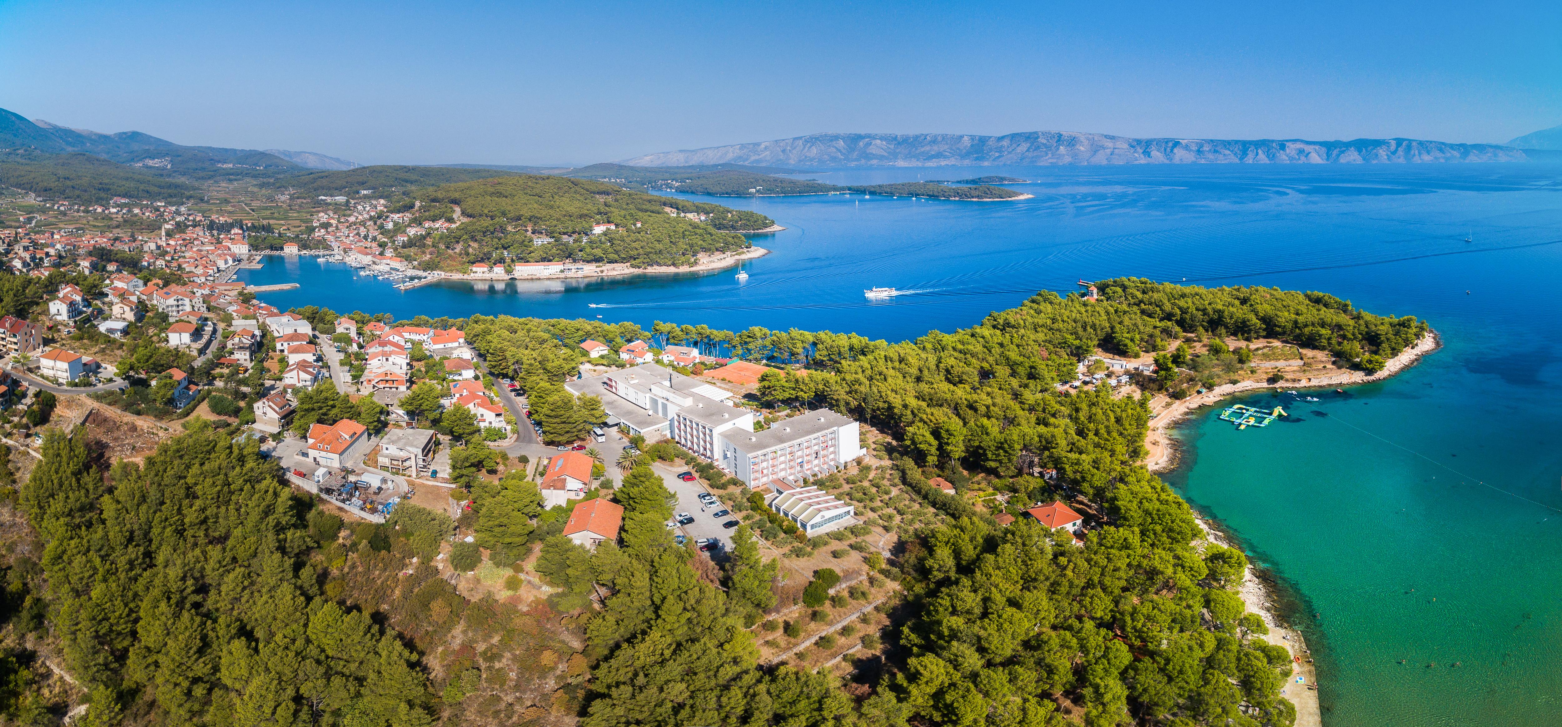 Hotel Hvar เยลซา ภายนอก รูปภาพ