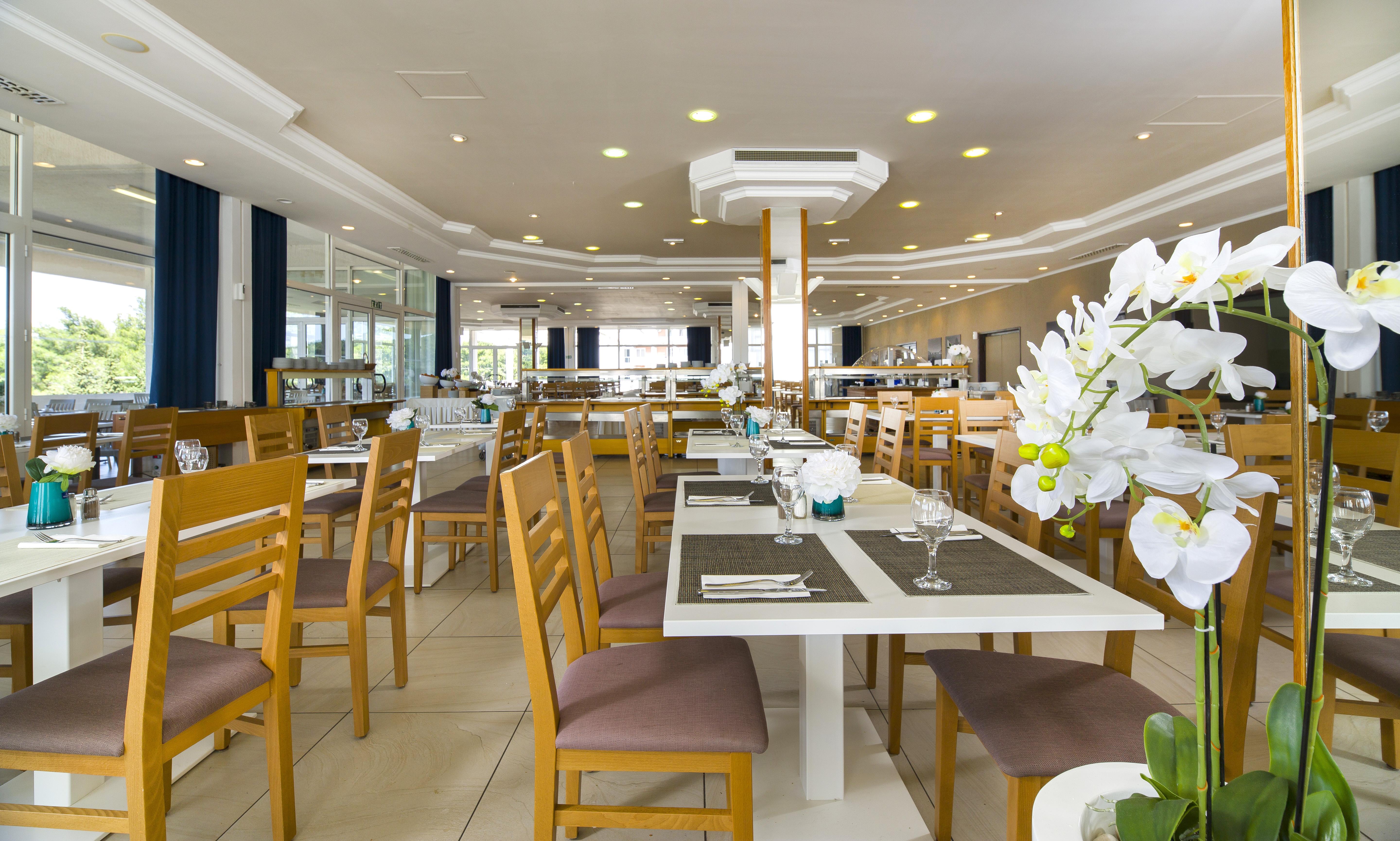 Hotel Hvar เยลซา ภายนอก รูปภาพ