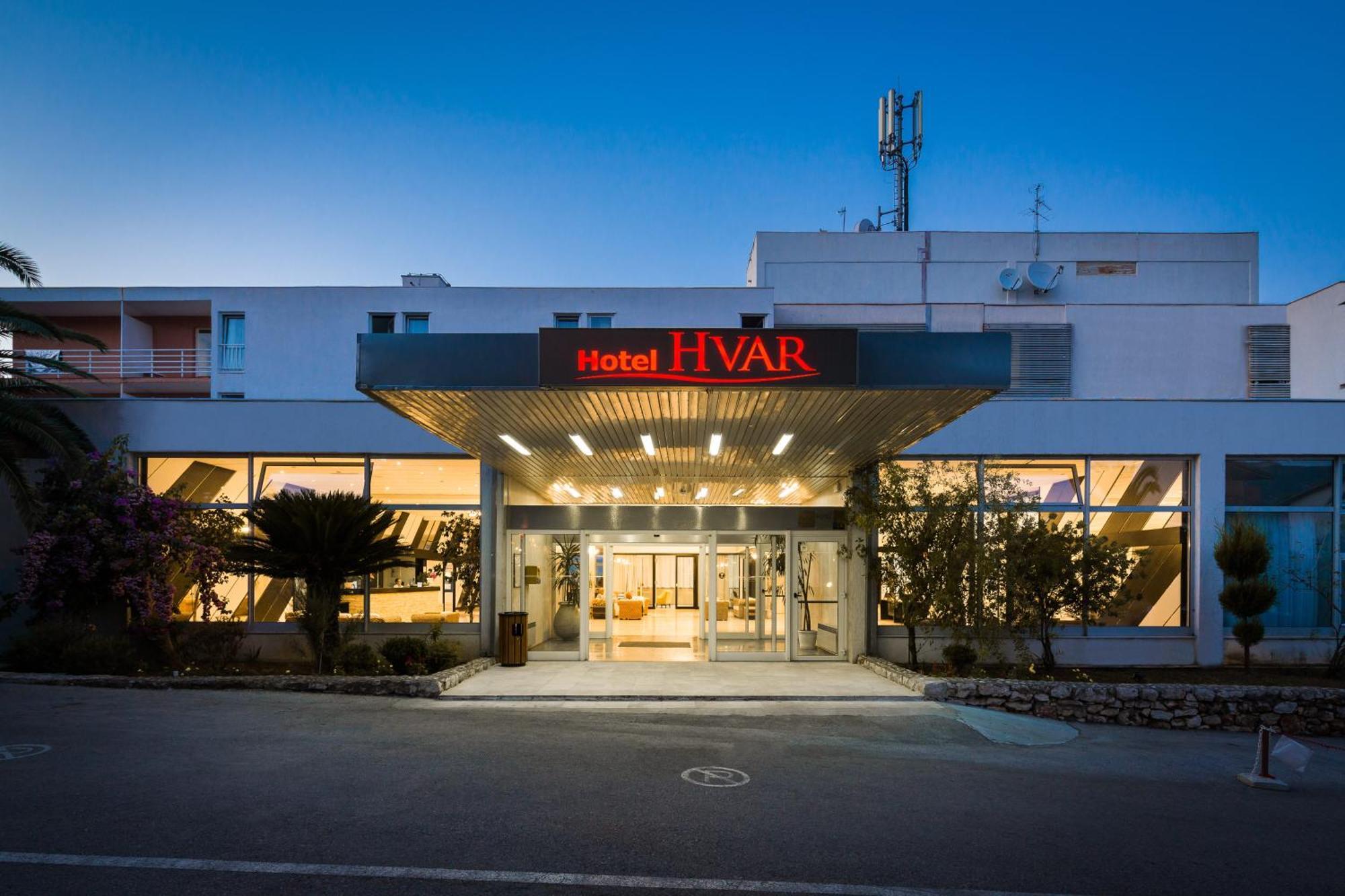 Hotel Hvar เยลซา ภายนอก รูปภาพ
